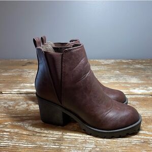 Soda Womens Chunky Heel Boots, Brown, Size 7.5
